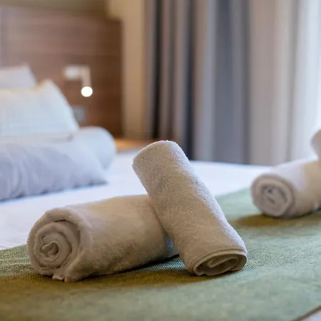 E-geo Easy Living Hotel 4*