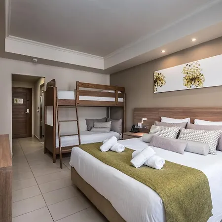 E-geo Easy Living Hotel