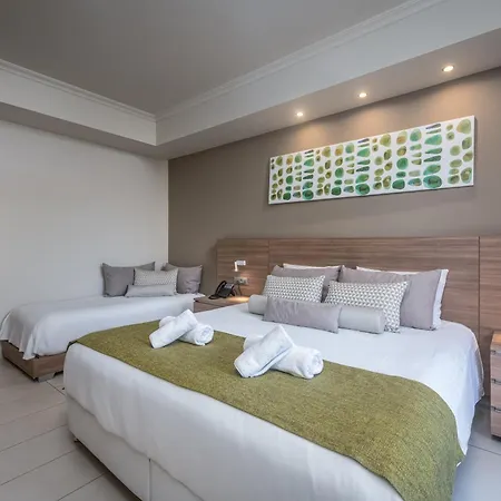 E-geo Easy Living Hotel