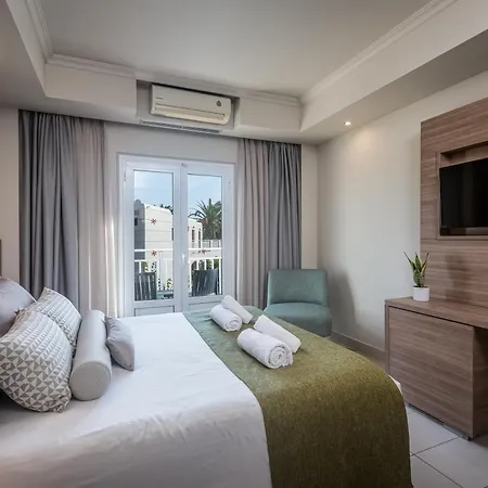 E-geo Easy Living Hotel