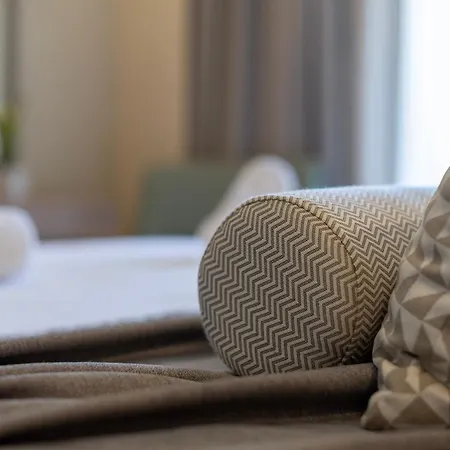 E-geo Easy Living 4* מרמרי