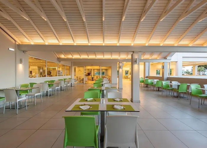 Hotel E-geo Easy Living 4*