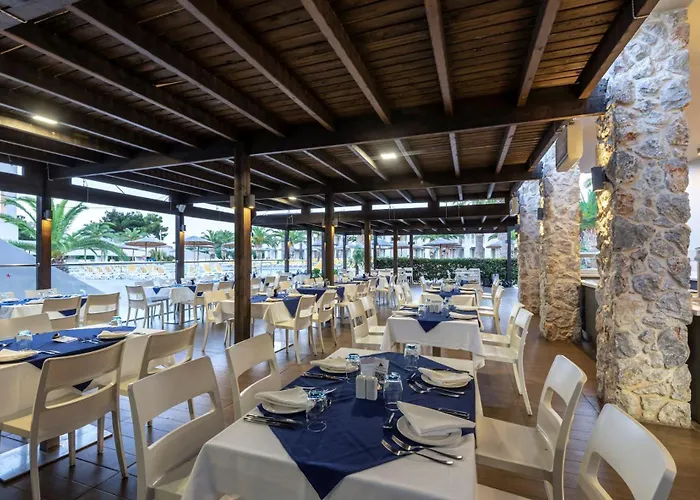 Hotel E-geo Easy Living 4*