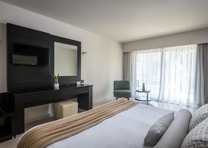 Hotel E-geo Easy Living Marmari (Kos)