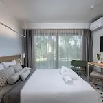 E-geo Easy Living Hotel 4*