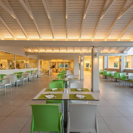 Hotel E-geo Easy Living 4*