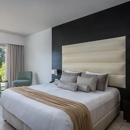 E-geo Easy Living Hotel